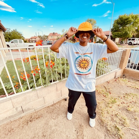 Meet your Posher, Keona - Picture 4 of 8